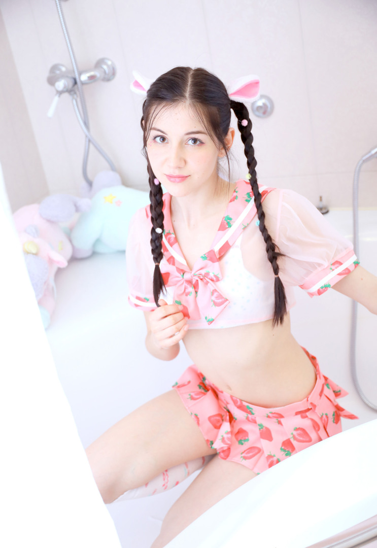 Renata L精品写真视频第六弹